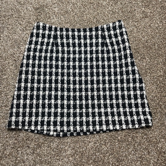 SHEIN Black and White Mini Skirt - Picture 13 of 13